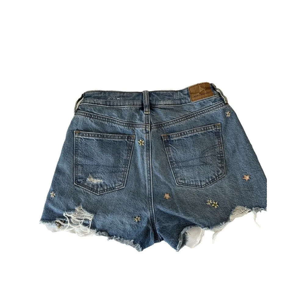 American Eagle Mom Denim Shorts Floral Embroidered Cut Off High Rise Size 00